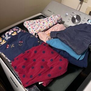 Girls size 14 leggings! All Osh Kosh, Carters, or Children’s Place.